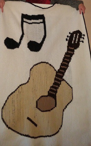 guitar and notes